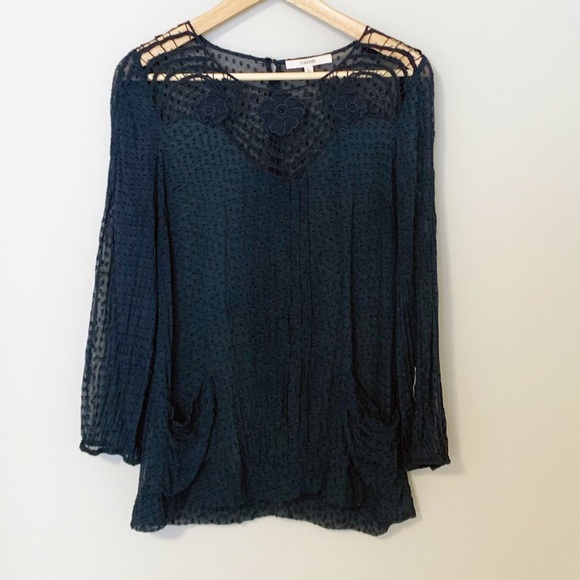 Rainn Navy Blue Sheer Blouse - Size Medium - Picture 4 of 10